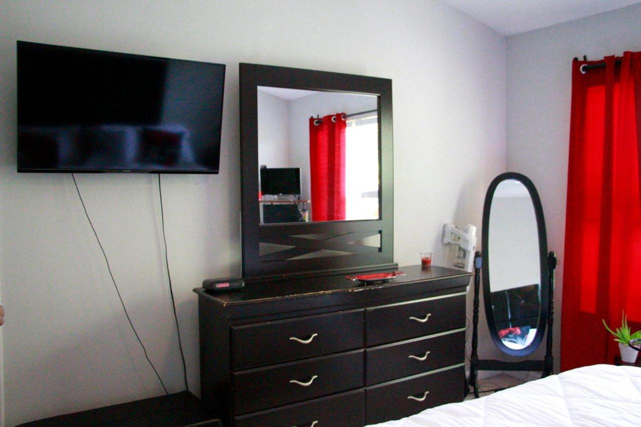 Minutes From Downtown 3Br Stylishhome-Free Parking Роли Экстерьер фото
